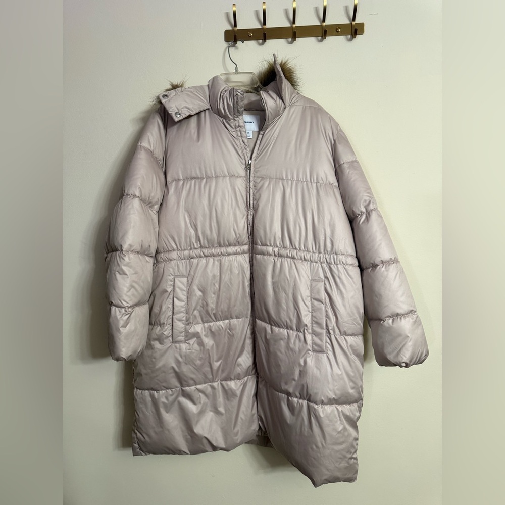 Old Navy Hooded Frost-Free Long-Line Puffer Jacket Rose Beige Pink 2X Plus NWT - Picture 3 of 6